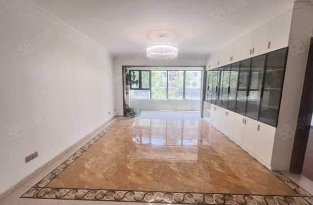 国岳府清水湾 六层洋房 四叶草精装修四双阳台 实验东昌中学