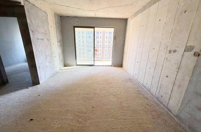 岭福家苑3室2厅116.84㎡95万二手房图片