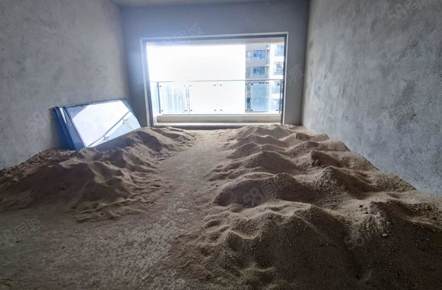 财富世家4室2厅142.93㎡153万二手房图片