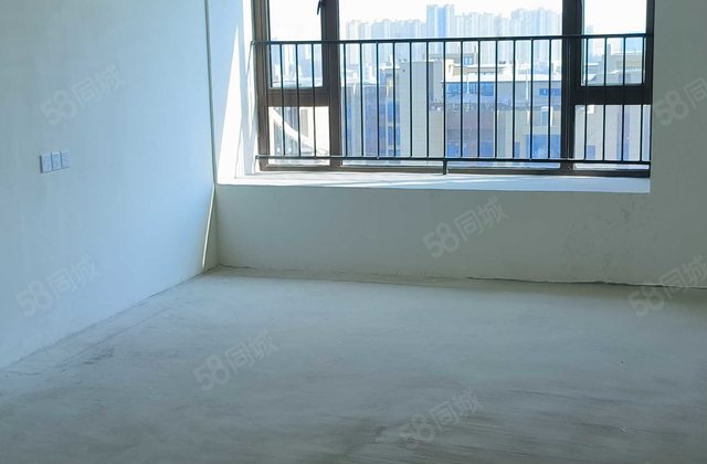碧桂园嘉誉4室2厅195㎡115万二手房图片