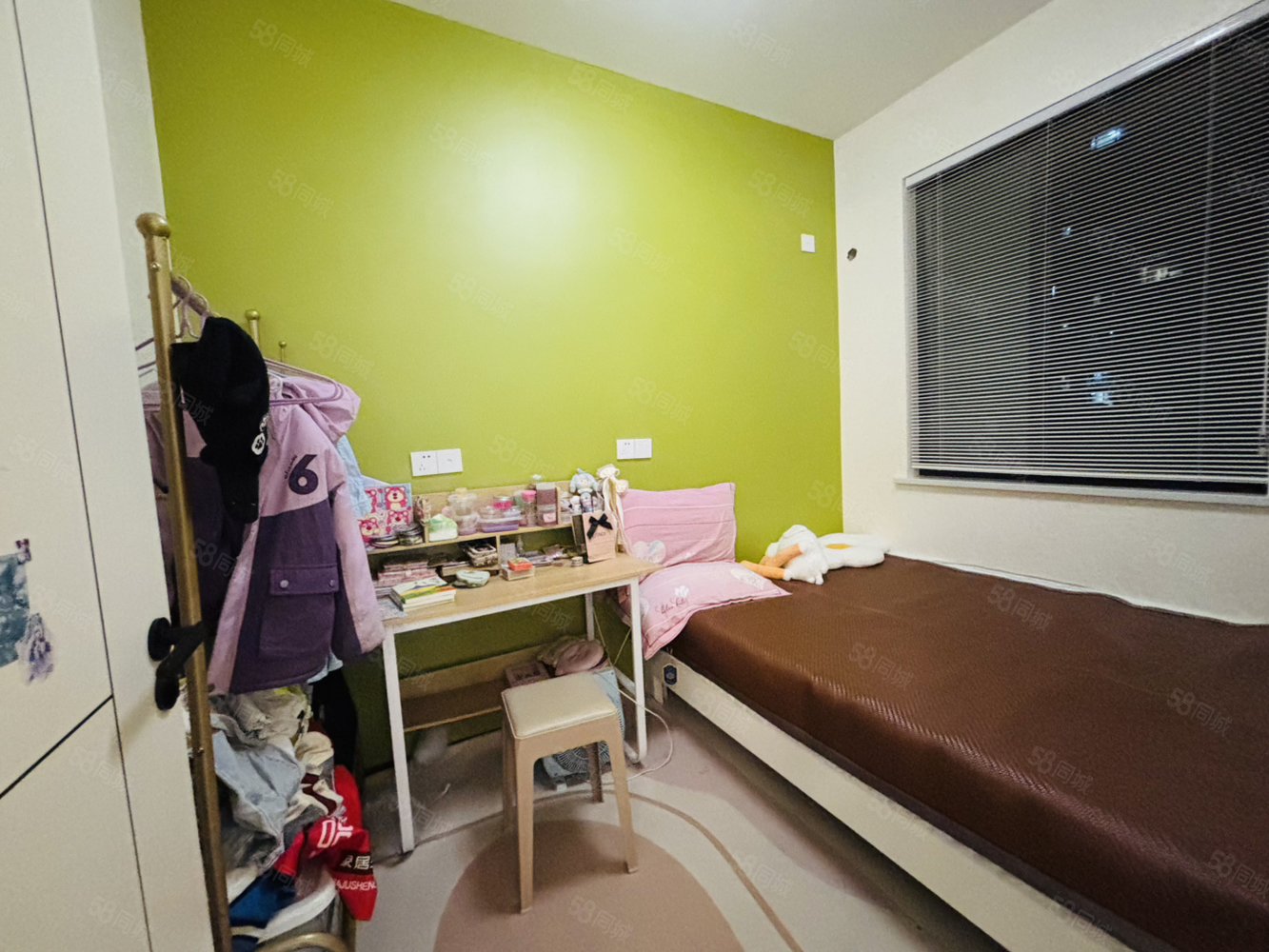 华地开元4室2厅2卫133㎡南北75万