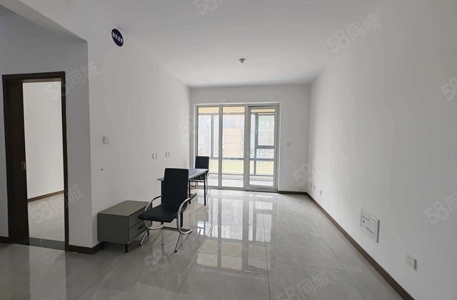 商品房 次新小区 带电梯 南北通透 小三房 近医院 动静分离