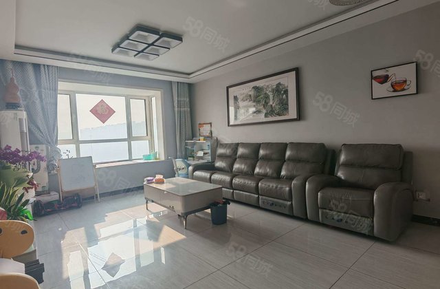 松桂嘉苑 装修好 楼龄新 11楼正规商品房 南北通透 楼层好