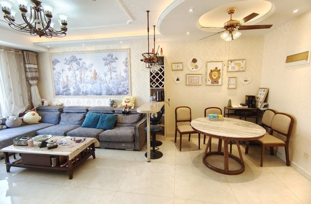 昌润莲城 精装三室 双卫 带车位地下室