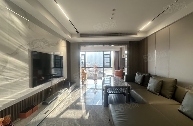 融冠乐城4室2厅115㎡95.8万二手房图片