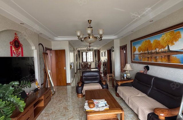 凡尔赛颐阁(凡尔赛观邸)3室2厅137㎡110万二手房图片