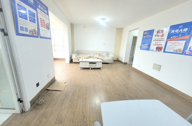 振兴路柳园路 东昌中学分校金柱康城商品房两室免大税带车位