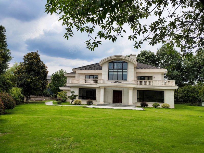 汀香别墅,本地业主公司急需资金,低于市场价价急售,可小刀