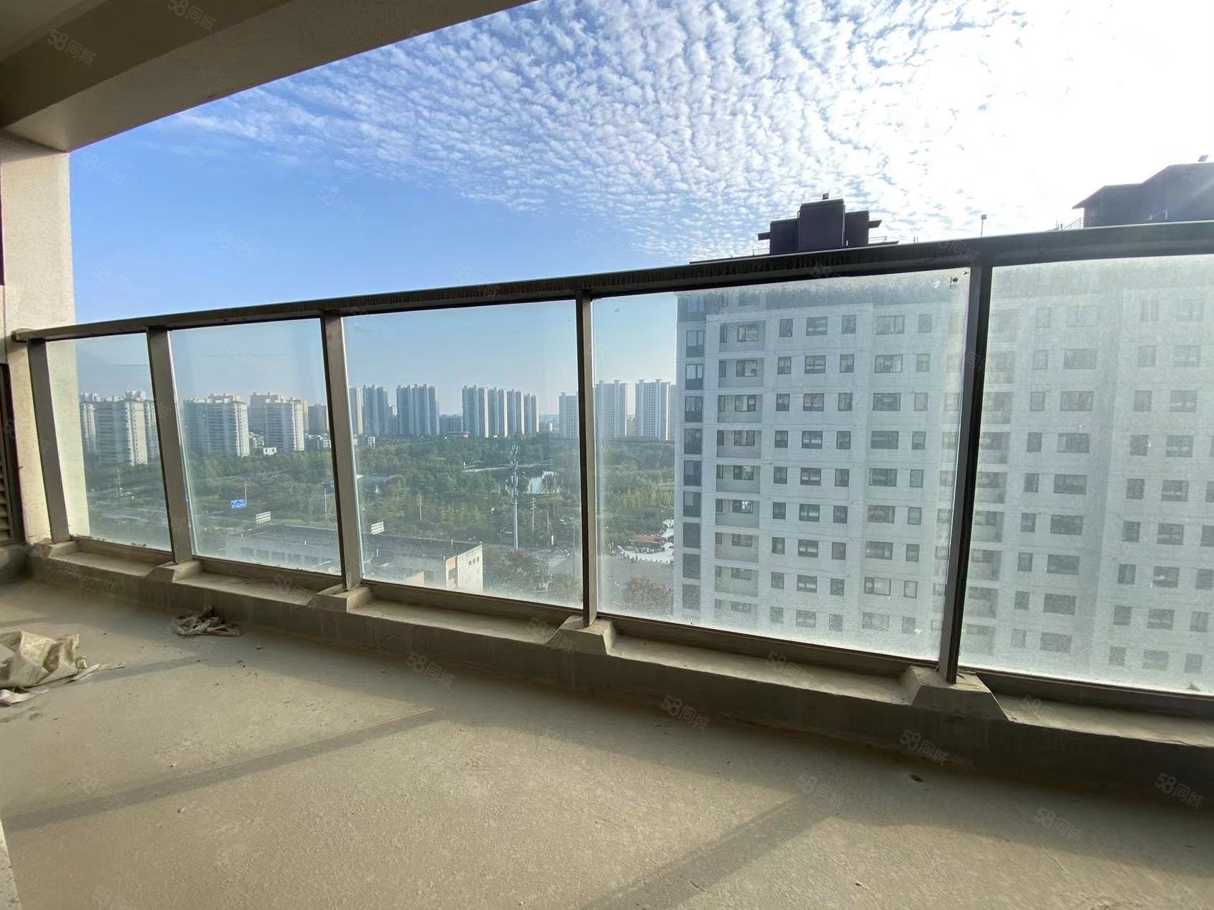 绿城桂语江南3室2厅2卫116.14㎡南北68万