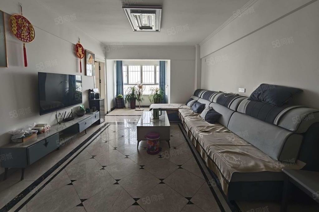 新苑名府2室2厅1卫94㎡南北40万