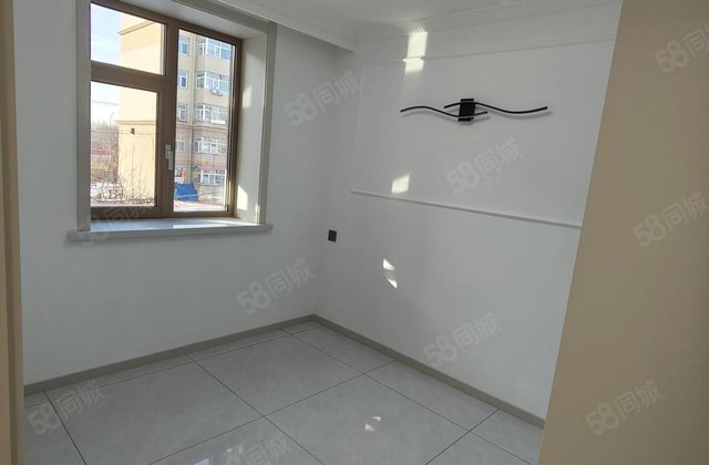 八百垧九区2室1厅51.38㎡13.8万二手房图片