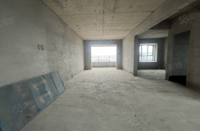 揽梦新都4室2厅125㎡43万二手房图片