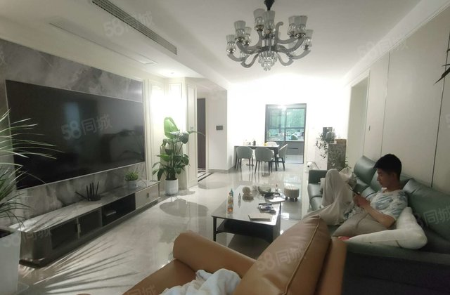 急售振兴东路滨河实验昌润莲城附近莲湖新城边户送精装修车位地下