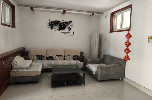 公园附近，明星二期带大车库 低楼层