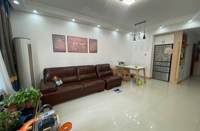 畅博书香东郡 南北通透 装修好 刚需小三居 商圈成熟 电梯房