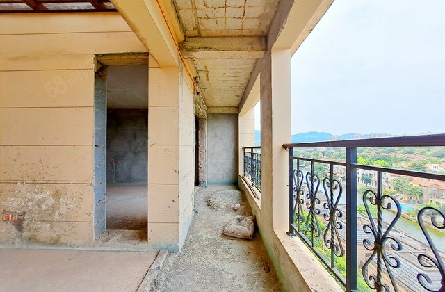 法蓝西莊邸蓝铂湾4室2厅141㎡140万二手房图片