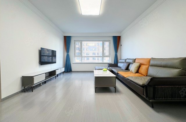 香江铂朗明珠3室2厅150㎡52.8万二手房图片