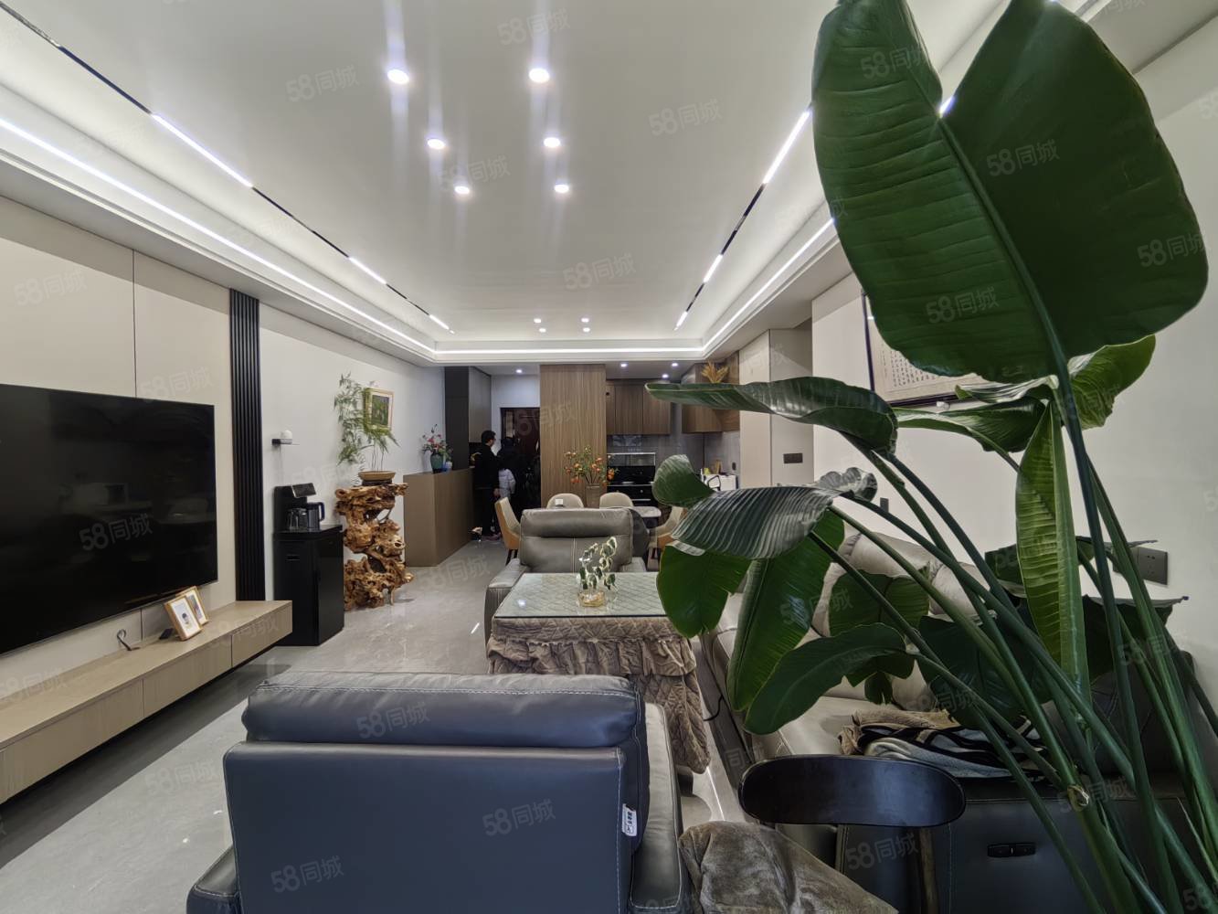 乌蒙水乡3室2厅2卫124㎡南北98.8万