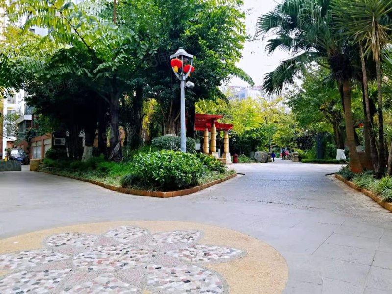 390万好楼层高新区128平南北预约看房豪装5房水逸康桥