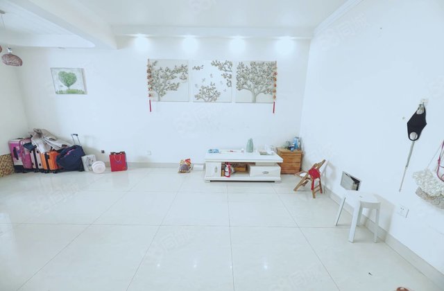 金泉家园，电梯房，丽水名都，育红实验，带车位储藏室，香江附近