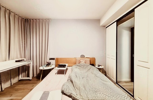 皇冠湖壹号4室2厅110㎡168万二手房图片