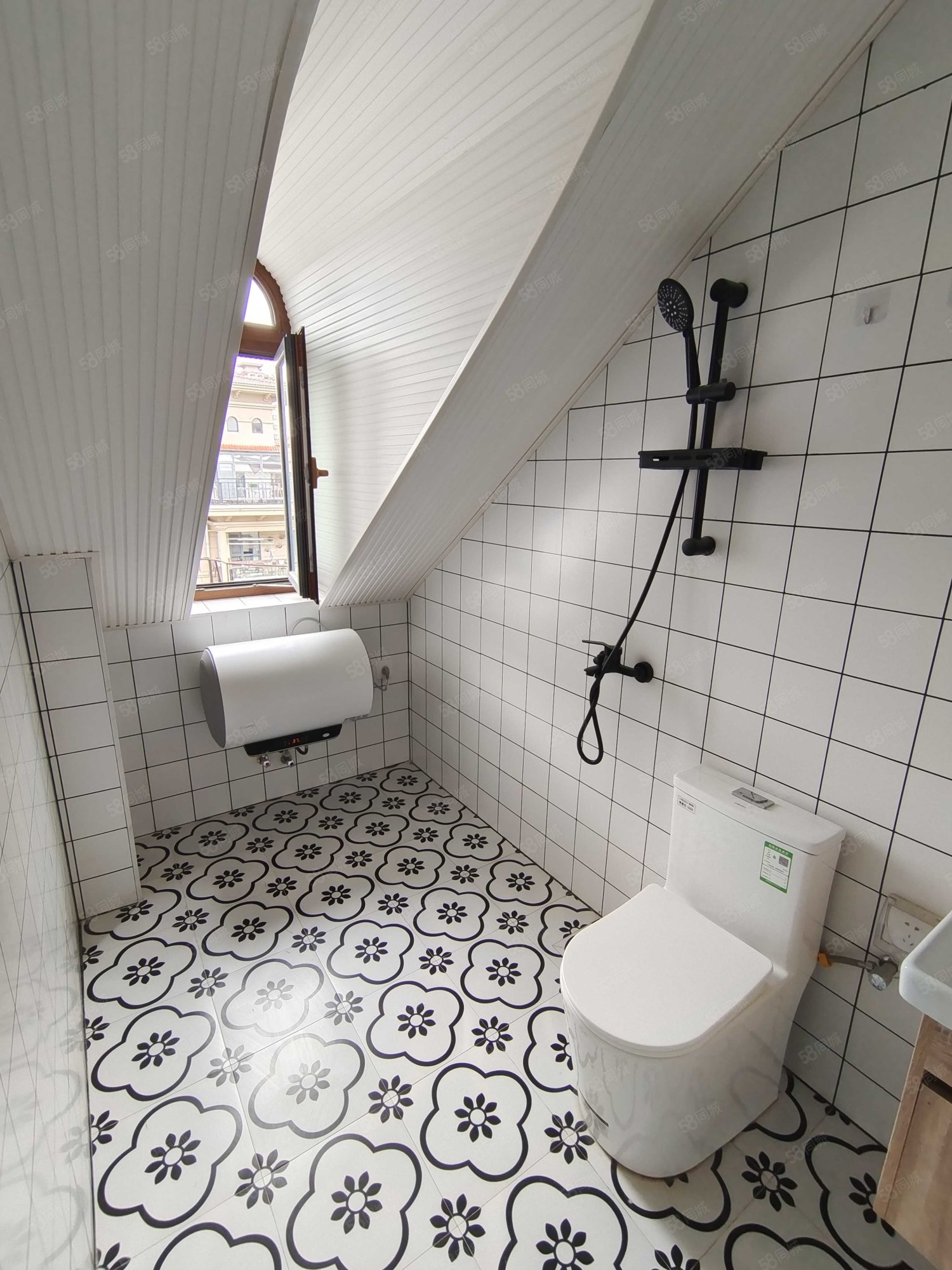 南湖一号(东区)2室1厅1卫60㎡南16.8万