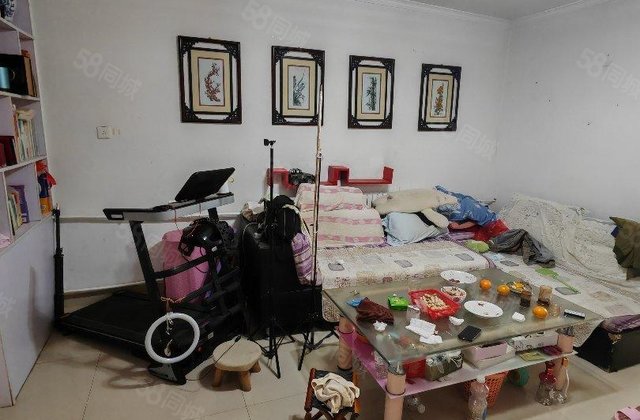 眼科医院 实验柳泉花园 产权清晰 购物方便 南北通透 小三房