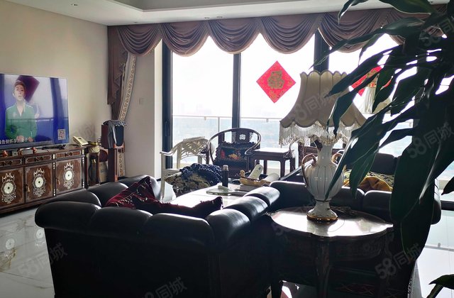 天誉半岛花园5室2厅271.33㎡2700万二手房图片