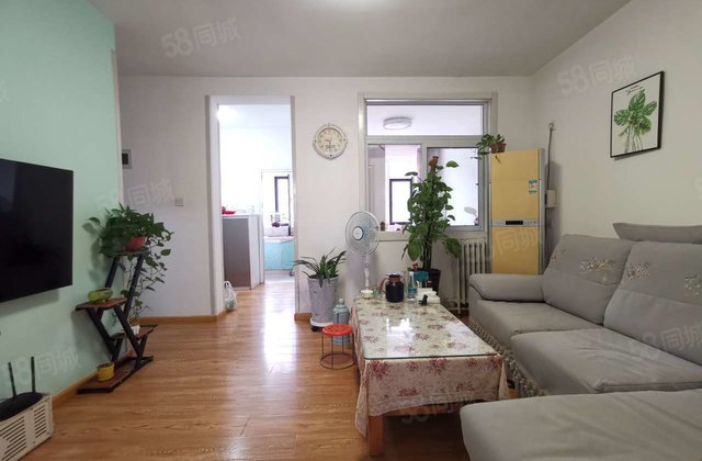 老文轩 附近 精装三室 停车方便