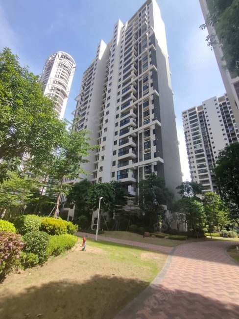 长平海湾一城3室2厅2卫103㎡南北127.8万