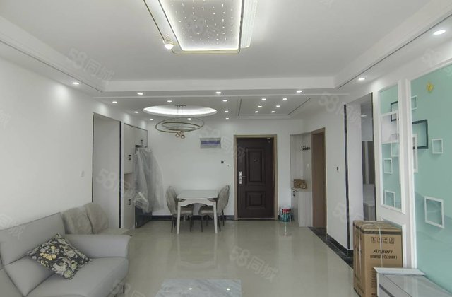 电梯房，新城邦，嘉华苑，送车位和储藏室，送精装修