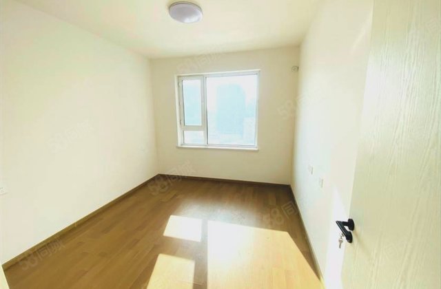 吴中府2室2厅90㎡71.5万二手房图片