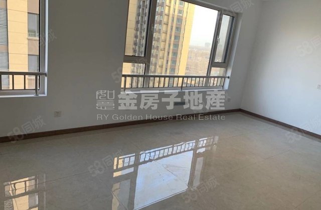 民生凤凰城三室电梯房边户