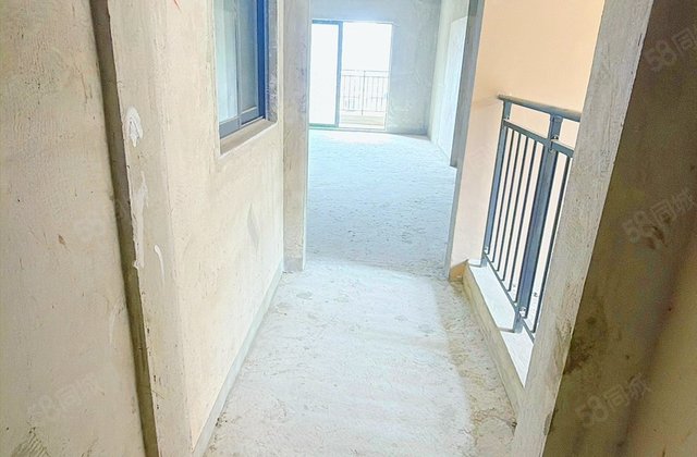 泉天下四湖区3室2厅113㎡66万二手房图片