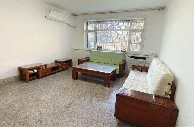 出售建校家属院 鲁化路   一楼 户型很好