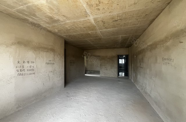 黔东国际商都3室2厅125㎡55.8万二手房图片