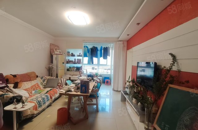 水晶城东区，三室两卫 面积大，中间楼层，户型好 急售