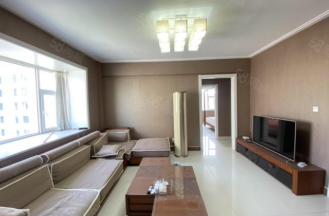 人民公园 中央丽都 附近 宝徕花园 边户 带车位 领秀城