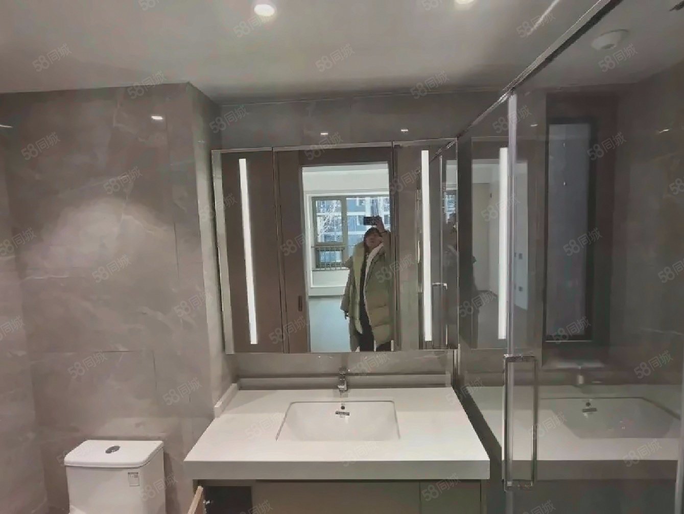 公園和御3室2廳2衛(wèi)115㎡南北330萬