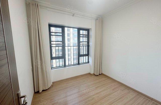 洛兹品阁2室2厅47㎡34.8万二手房图片