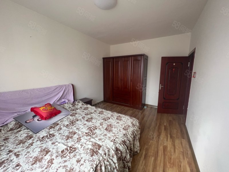 电梯南向一单挑,精装修拎包入住,阳光好,御景苑-丹东58同城