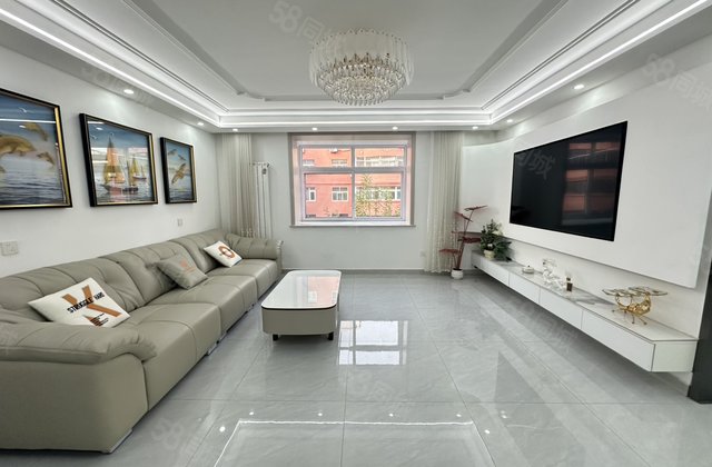 急售步行200 到湖边 世博园 精装拎包即住 中间楼层双阳台