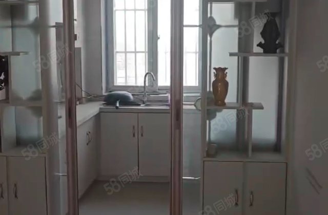 鸿瑞家园2室2厅97.29㎡15万二手房图片