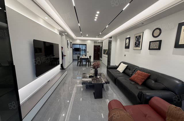 寰宇江山3室2厅117㎡62.8万二手房图片