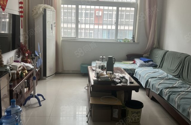 万达近桐凤家园三室两厅一卫送储房可选价可谈停车方便