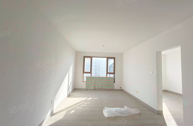 高铁新干线2室2厅88㎡40万二手房图片