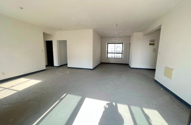 半岛印象花园4室2厅130㎡260万二手房图片