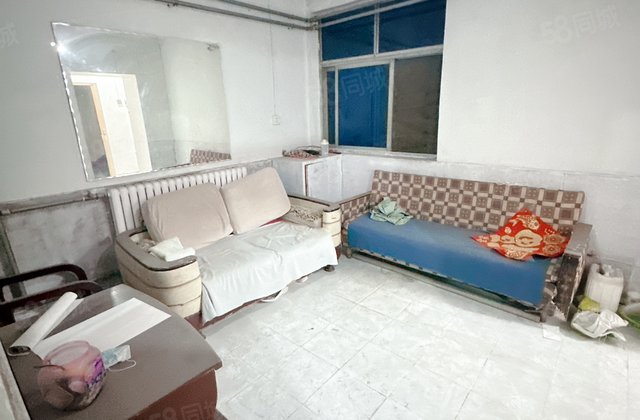 文轩 八中附近 单位家属院 好楼层 停车方便