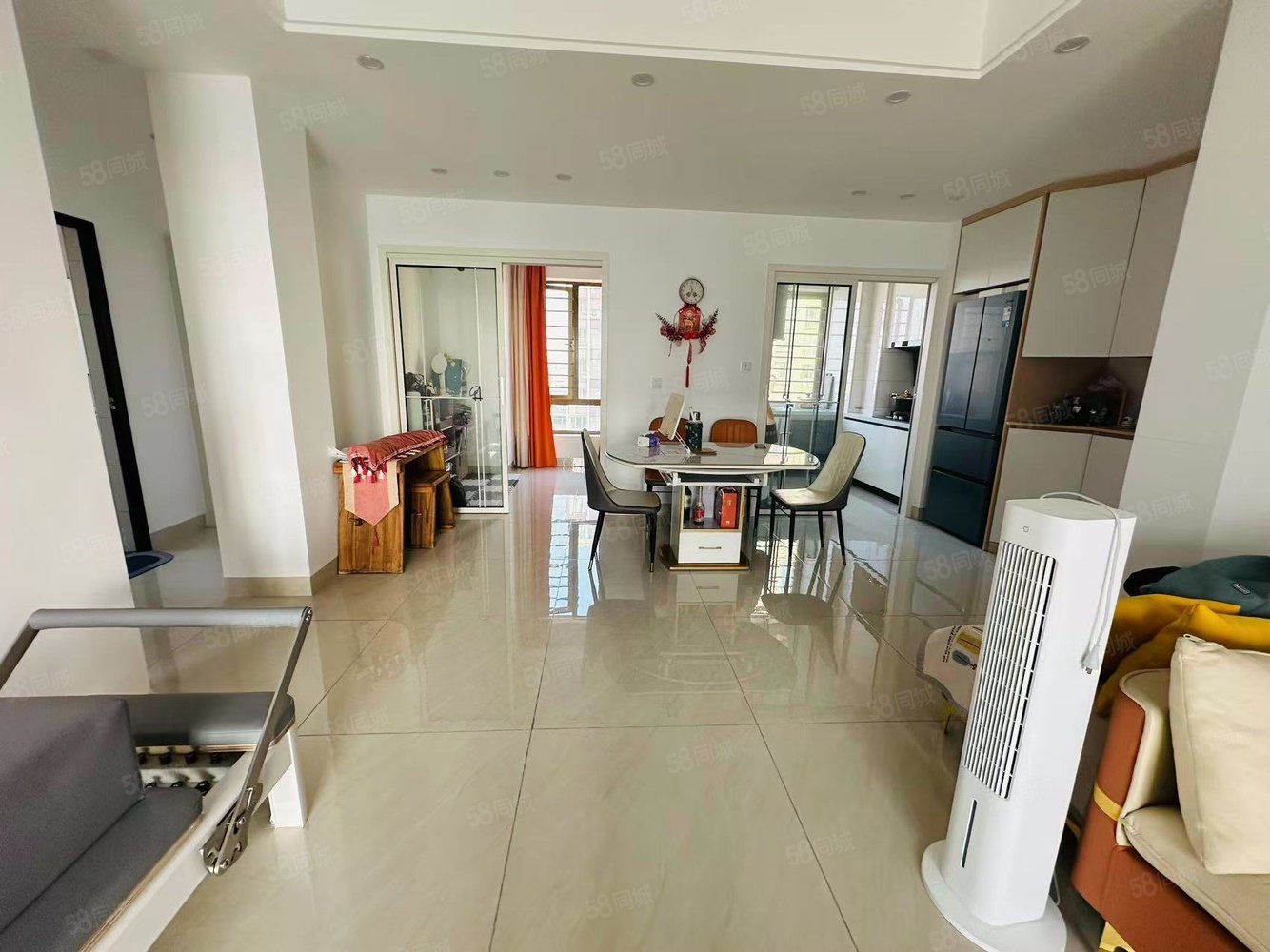 锦宅领地3室2厅2卫96.8㎡南69万