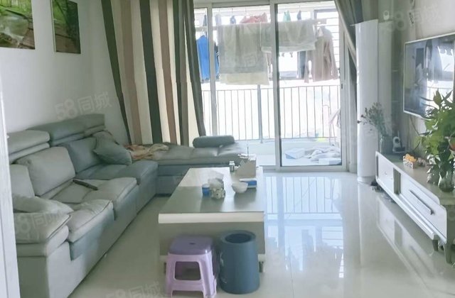 荣盛水岸花语(一期) 3房 周边配套完善